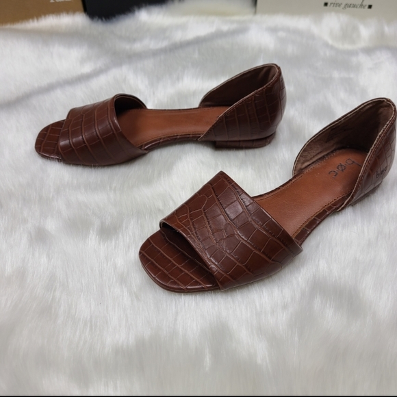 B.O.C. Brown sandals - Picture 11 of 11